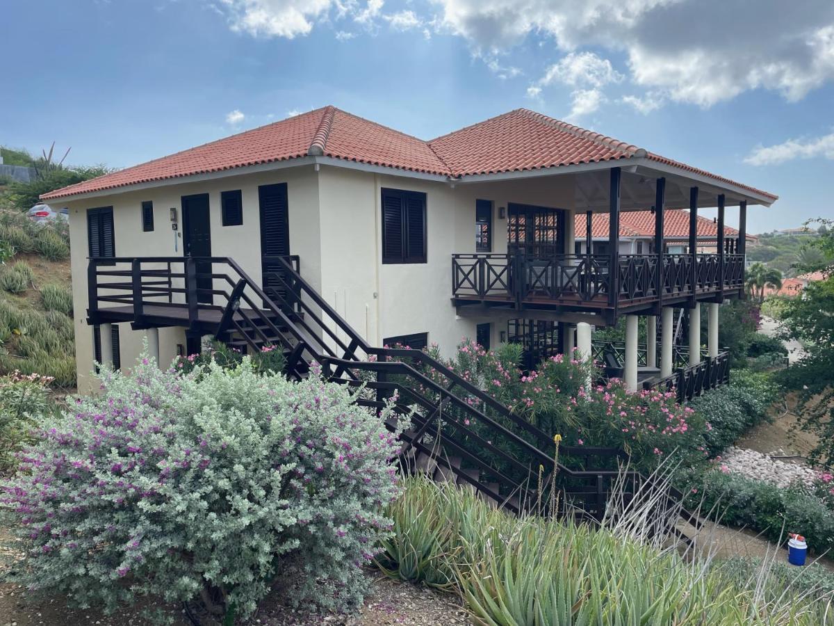 Villa At The Beach, Blue Bay Golf & Beach Resort エクステリア 写真