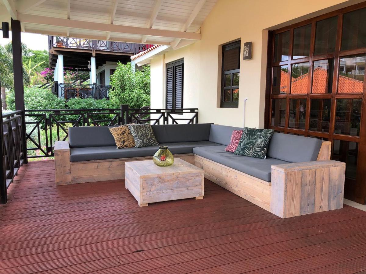 Villa At The Beach, Blue Bay Golf & Beach Resort エクステリア 写真