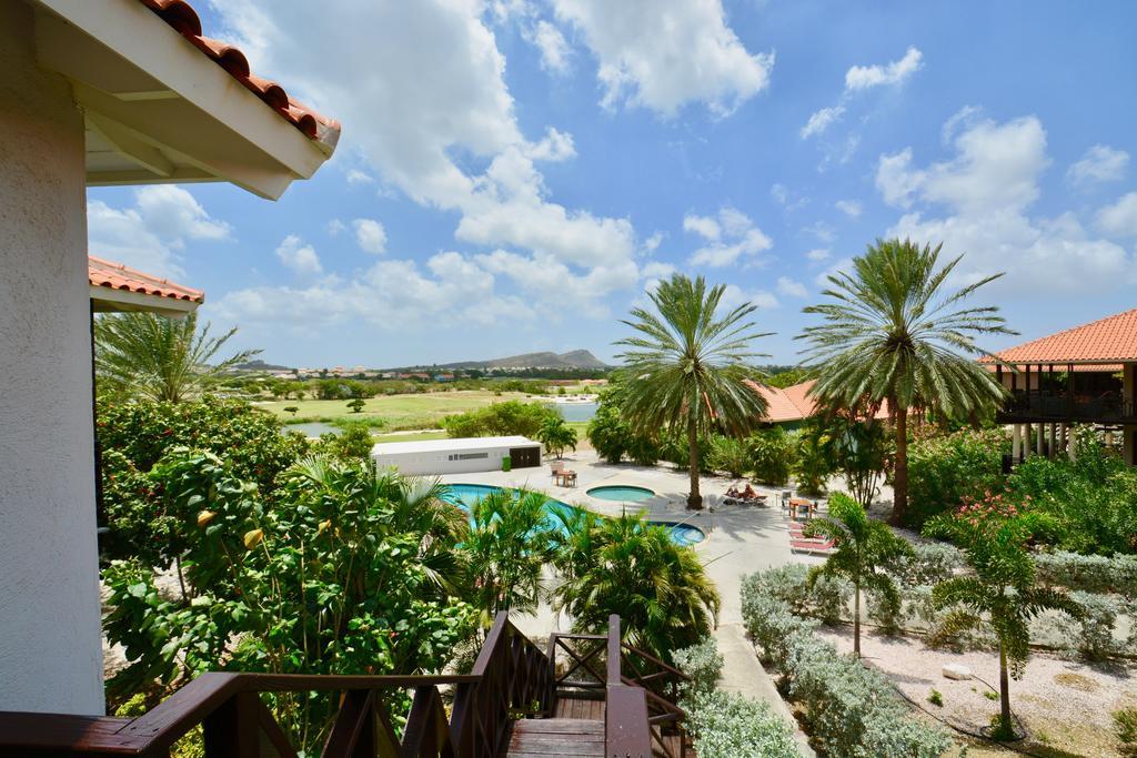 Villa At The Beach, Blue Bay Golf & Beach Resort エクステリア 写真