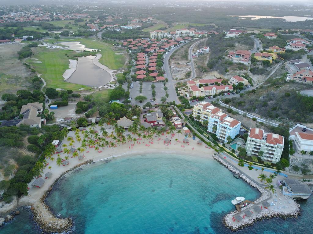 Villa At The Beach, Blue Bay Golf & Beach Resort エクステリア 写真